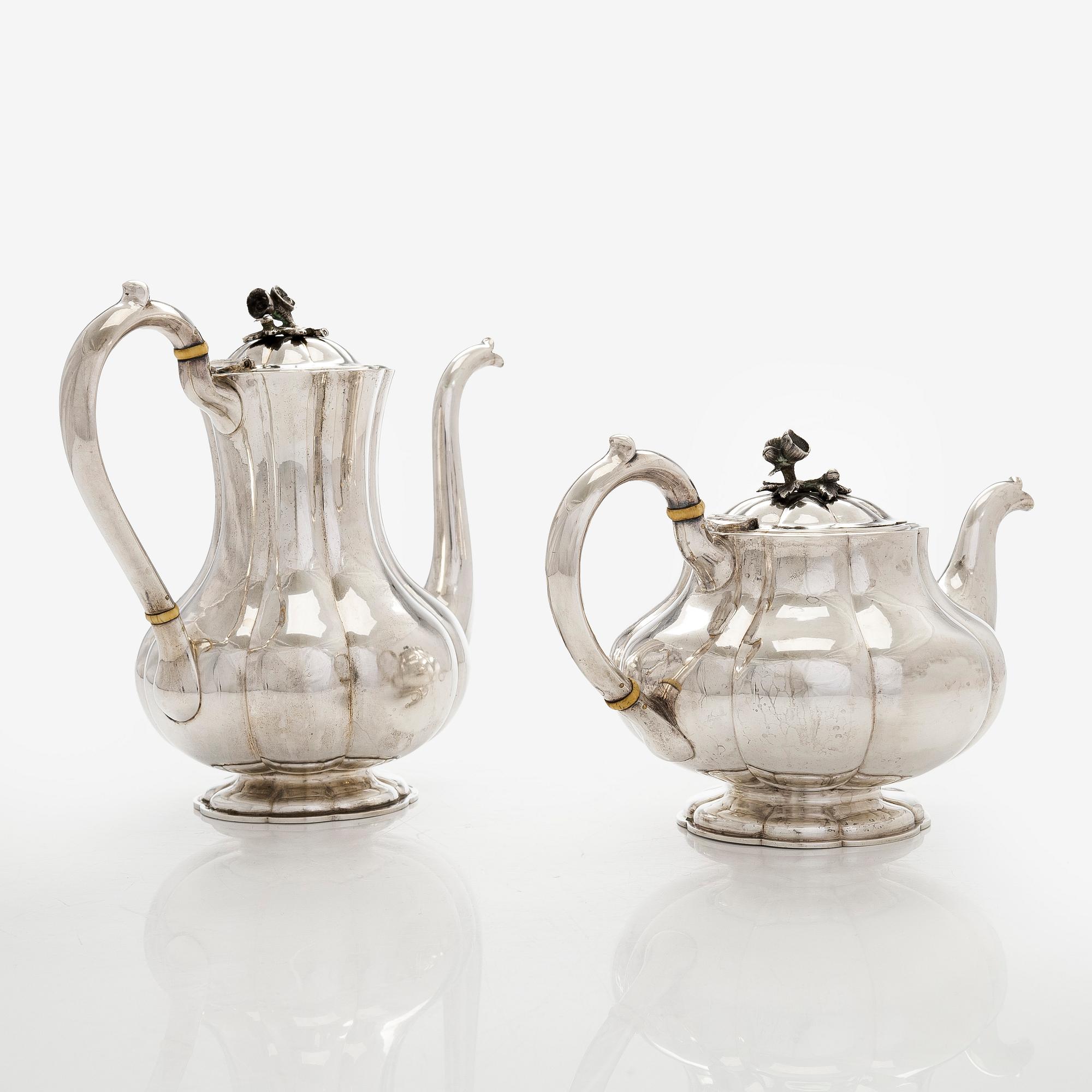 Henrik Hacklin och Johan Warjus, kaffe- och teservis, 4 delar, silver, S:t Petersburg 1868-69 och 1857.
