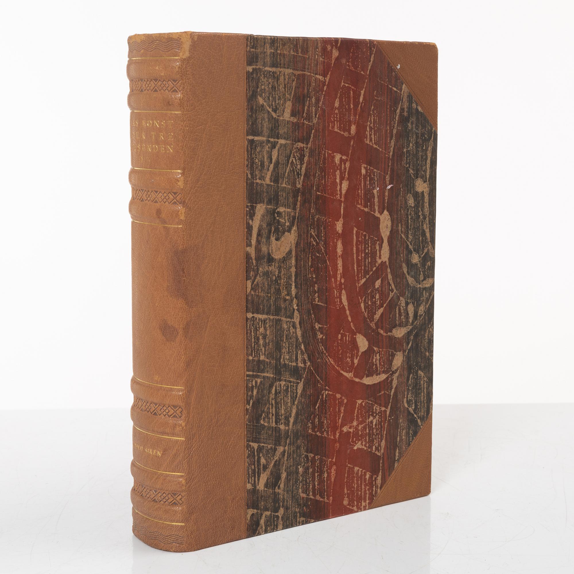 Osvald Sirén, "Chinese Art over Three Millennia", vol I-II, Stockholm 1942 and 1943.