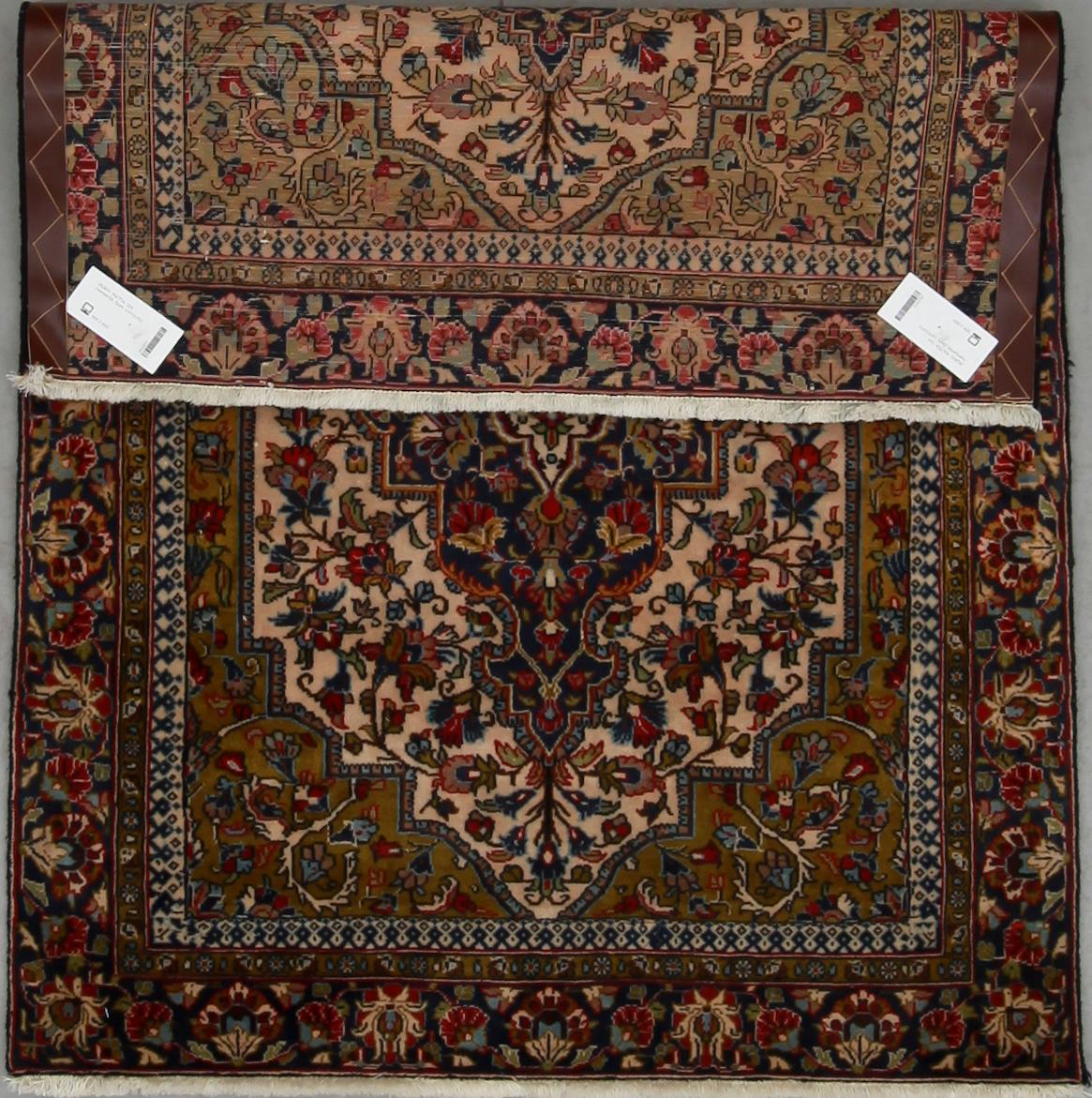MATTA. Old/semiantik, Qum, ca 143x102.