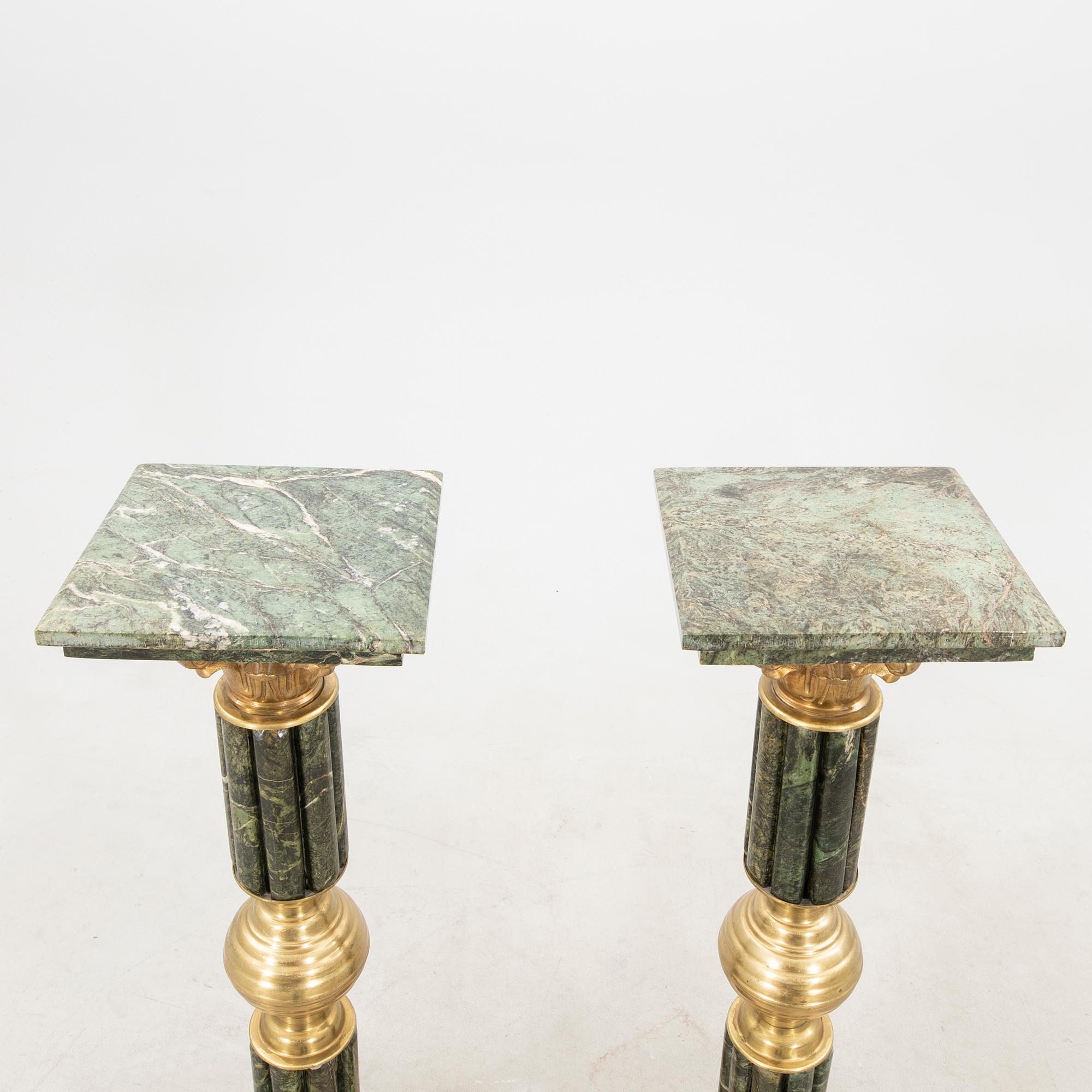 Piedestaler ett par 1900-tal.