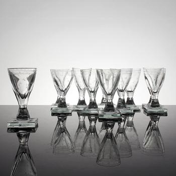 A set of 11 cut and etched liquer glasses, 19th Century.