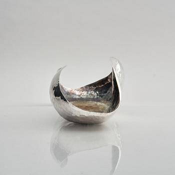 Jörgen Fruergaard, a sterling silver jardiniere/bowl, Norrköping, Sweden 1974.