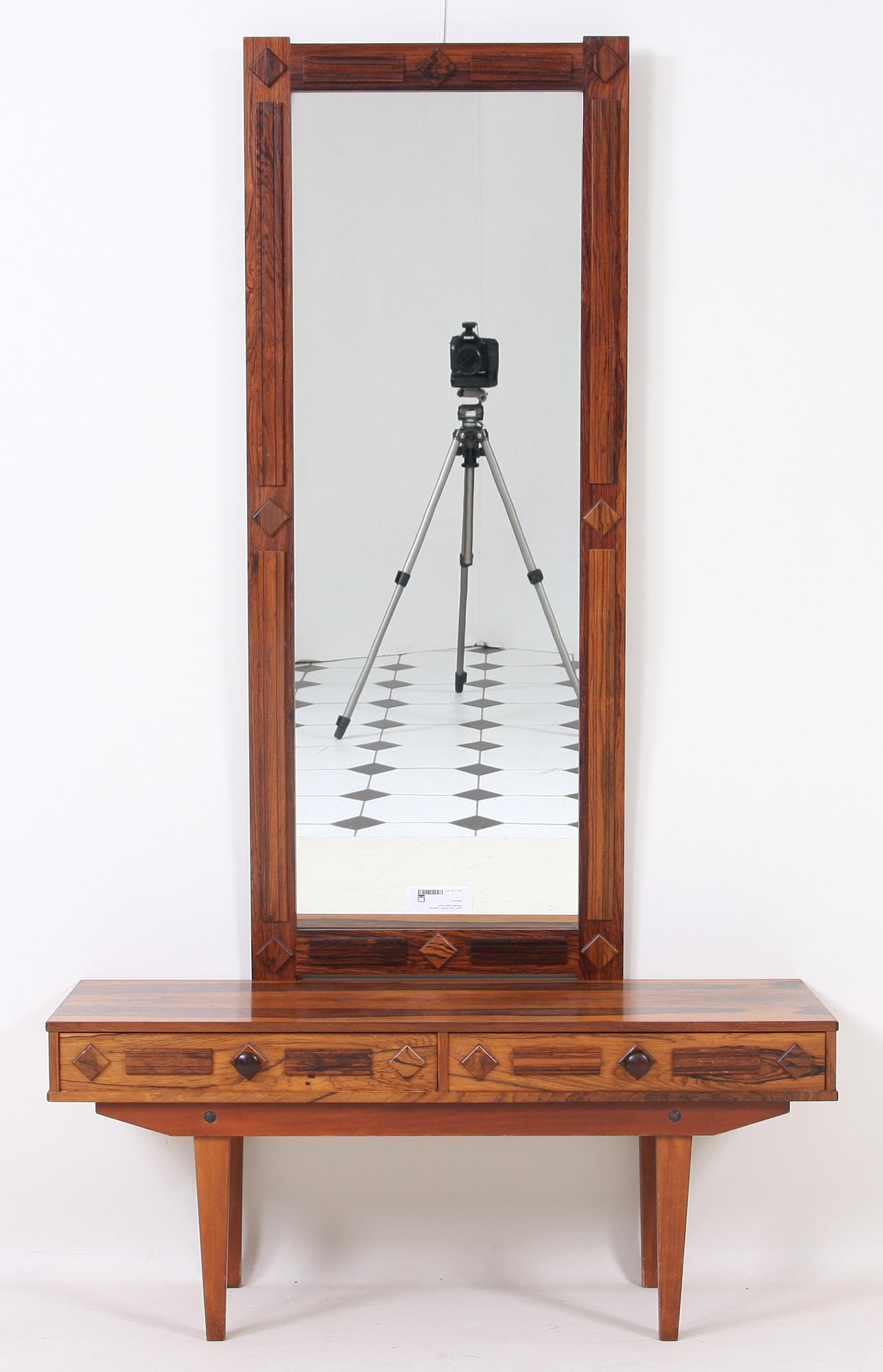 HALLMÖBEL, palisander, 1900-talets tredje kvartal.