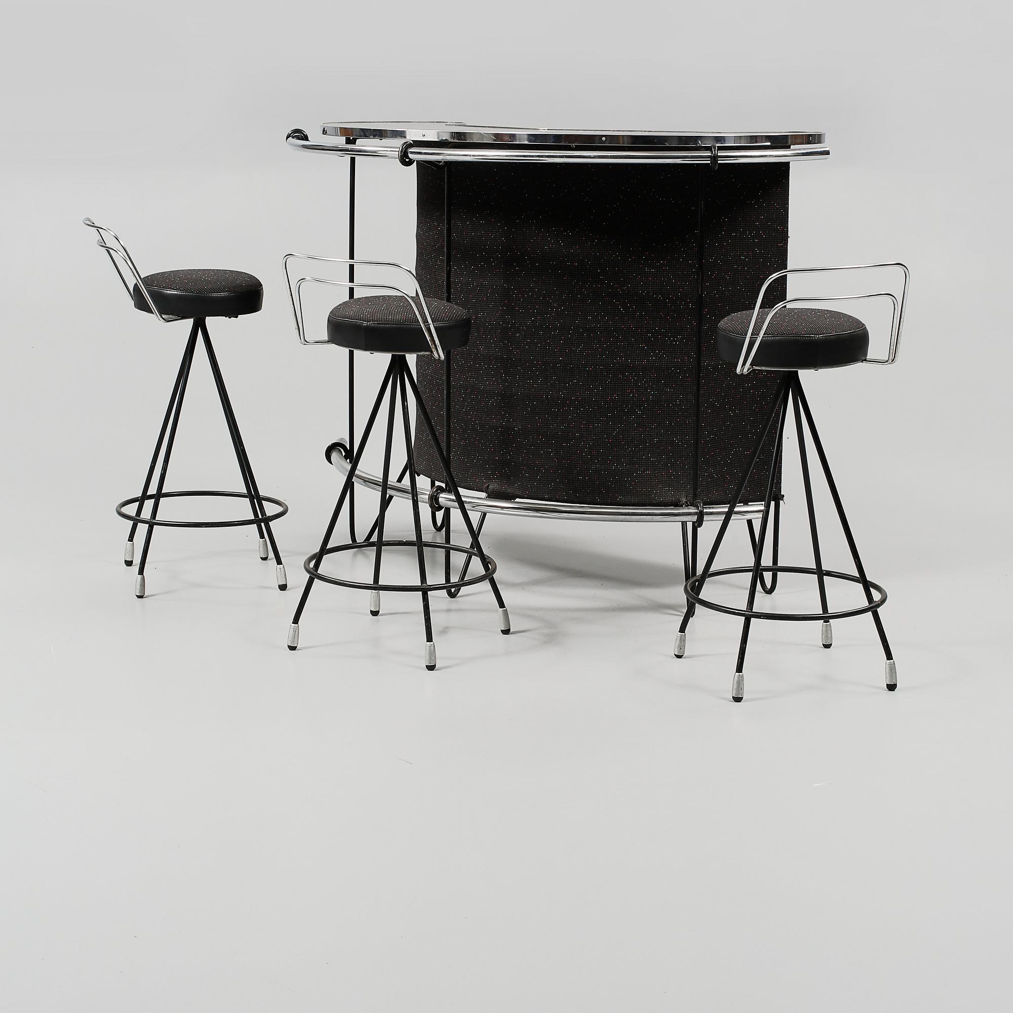 BARDISK samt BARSTOLAR, 3 st, 1950/60-tal.