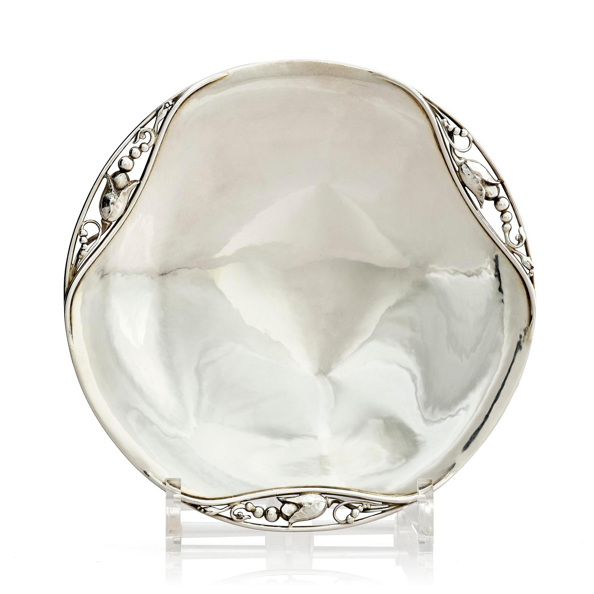 Georg Jensen, a sterling silver bowl/dish, model no 2A, Georg Jensen & Wendel A/S, Copenhagen 1945-51.