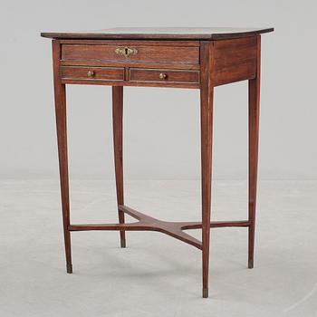 DAMARBETSBORD, sengustavianskt, 1800-talets början.