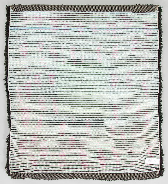 Uhra-Beata Simberg-Ehrström, rya, "Epilobia", Suomi, 1900-luvun toinen puoli, n. 118 x 105 cm.