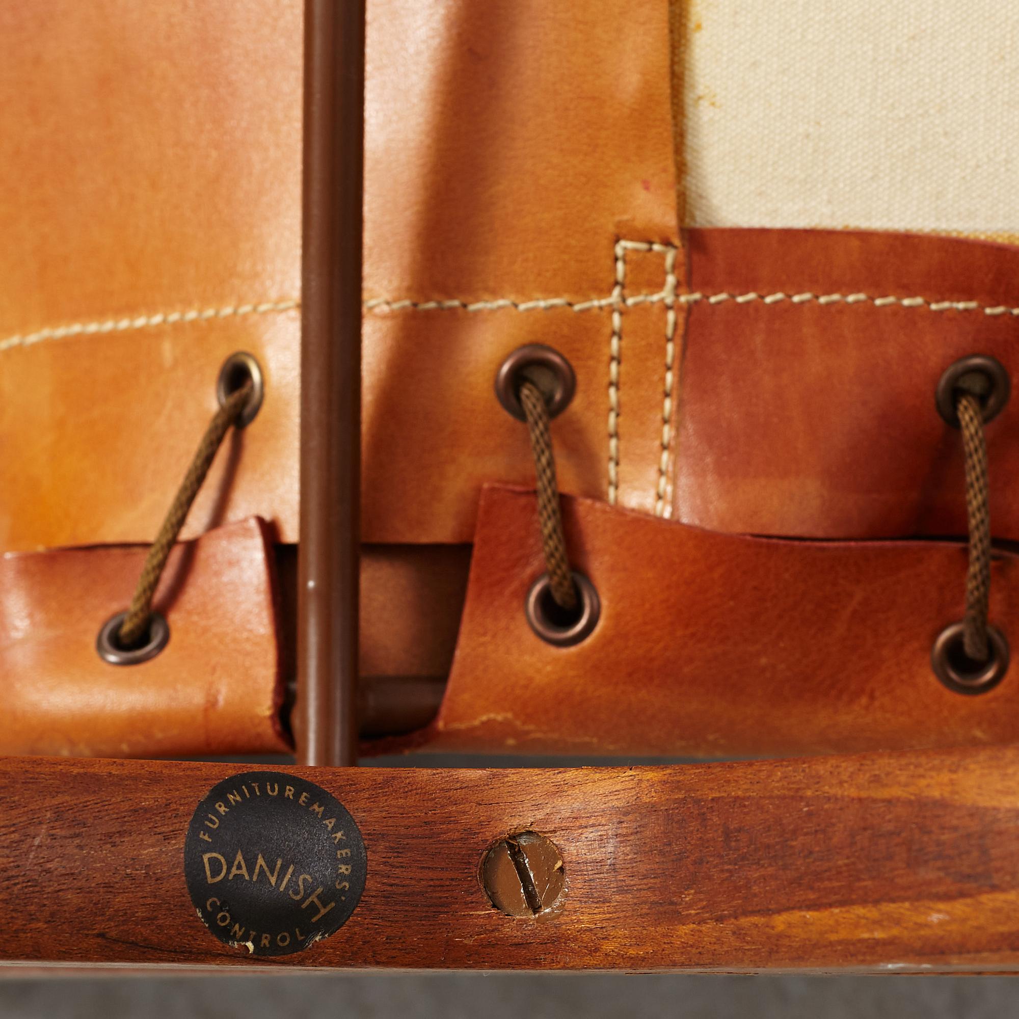 PETER HVIDT & ORLA MØLGAARD NIELSEN, "X-stolen", Danmark, 1900-talets andra hälft.