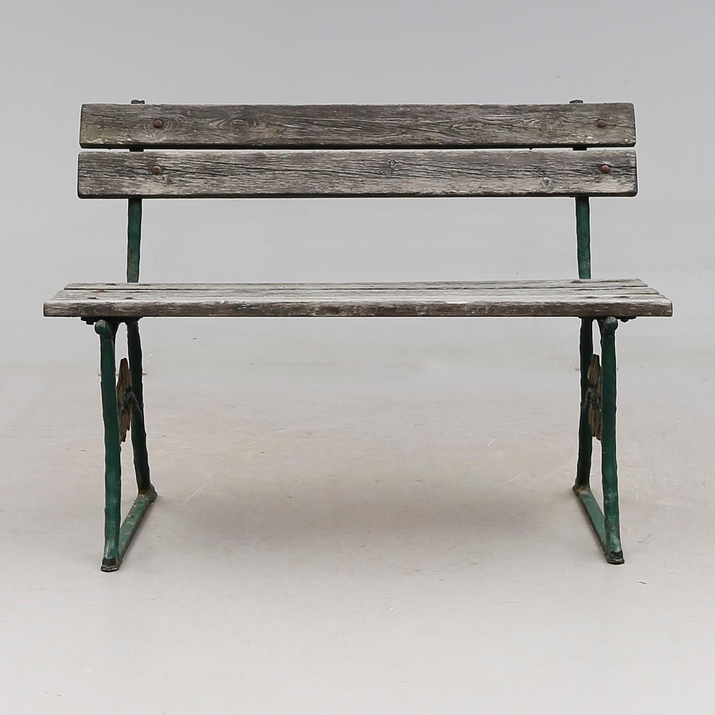 TRÄDGÅRDSSOFFA, 1900-talets första hälft.