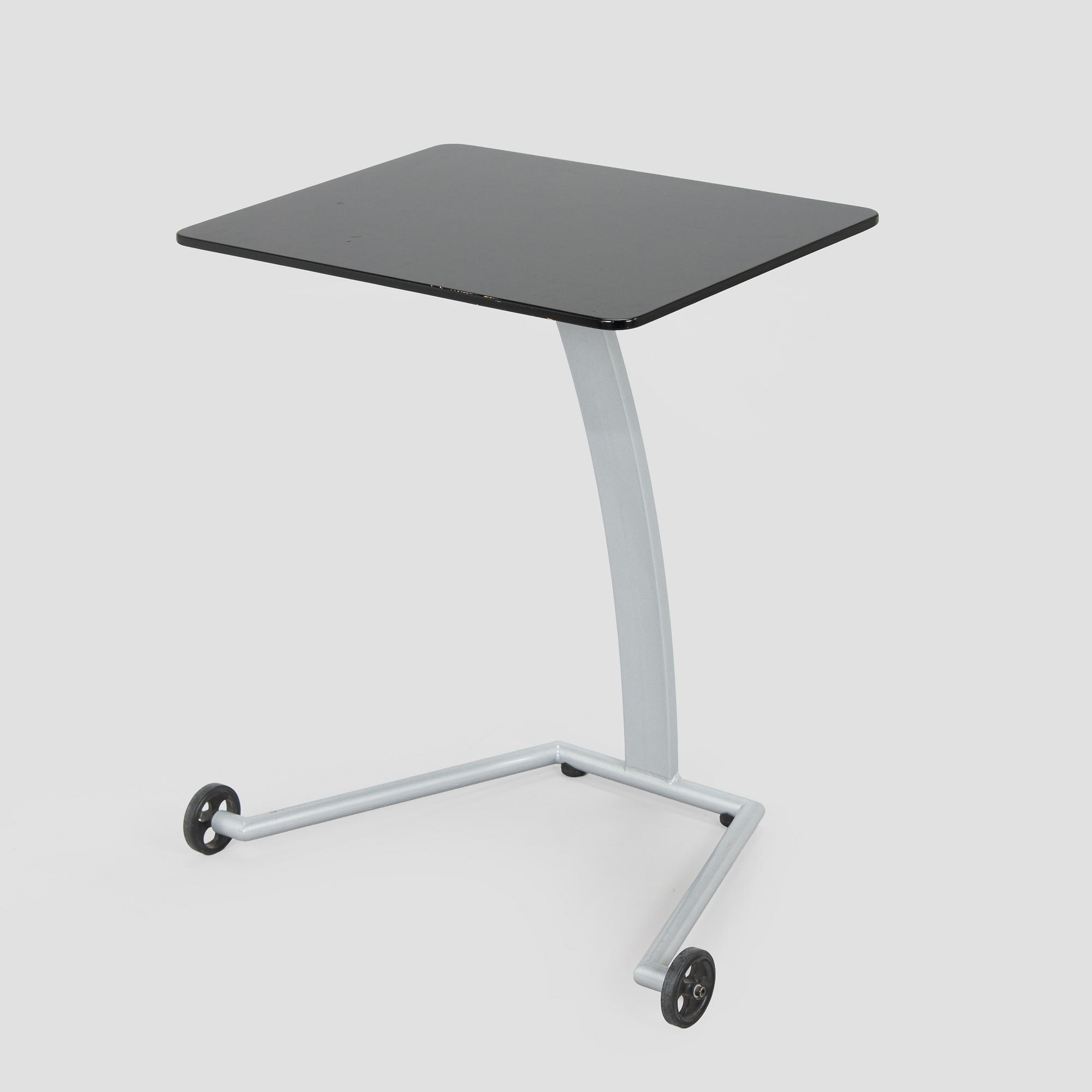 Jouni Leino, Table "Wheeler" for Inno. Jouni Leino Design Studio 2001.