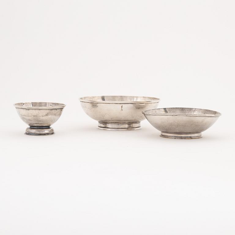 Three Swedish sterling silver bowls, mark of Jüri Lossmann, Stockholm.