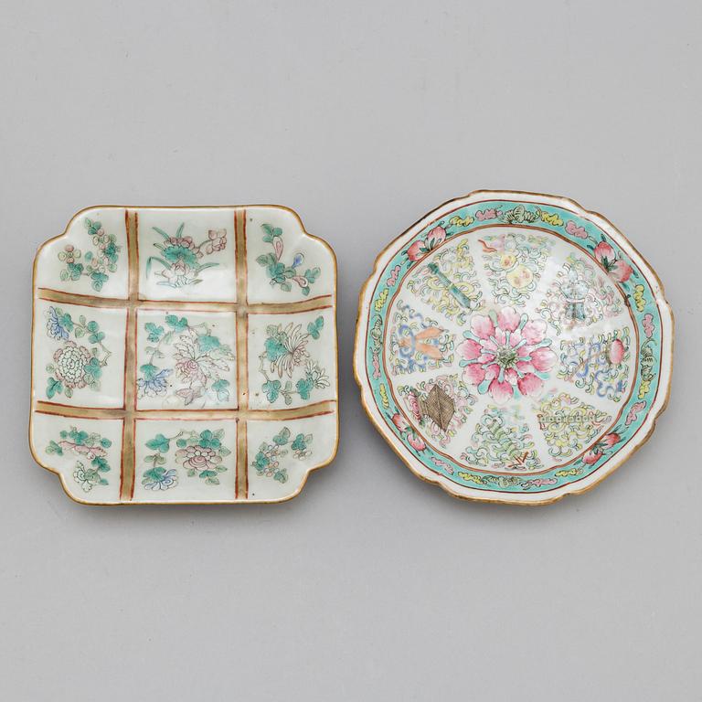 Two plates and a tureen, porcelain, China, Qing dynasty, later part of the 19th century.