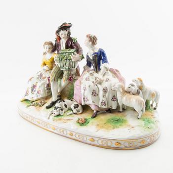 Sculpture group Nymphenburg "The Bird Seller" after Carl Theodor's 18th-century model porcelain 20th century.