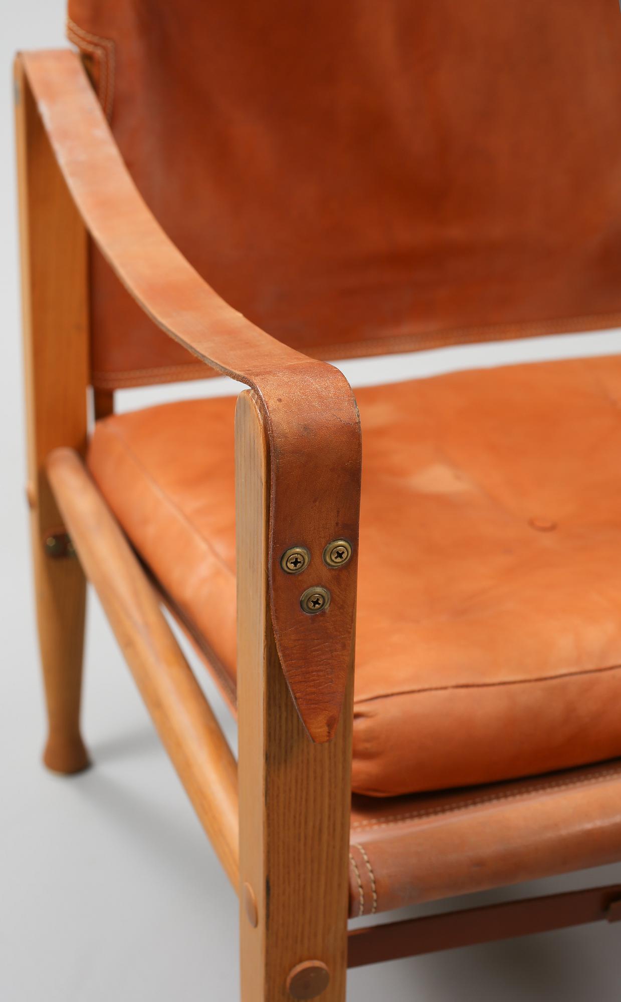 FÅTÖLJER, ett par, "Safari", Kaare Klint, Danmark, 1900-talets andra hälft.