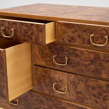 Josef Frank, Tyresöbyrån modell 2170 Firma Svenskt Tenn, formgiven 1954, tillverkad efter 1985.