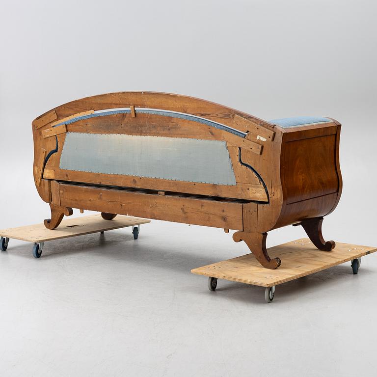 Soffa, 1800-talets första hälft. Empire.