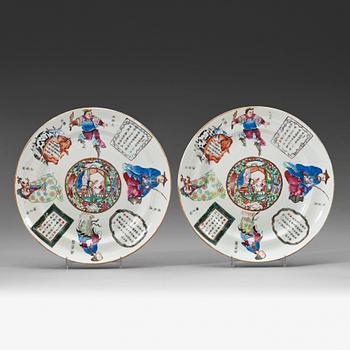 498. A pair of plates, Qing dynasty, 19th century.