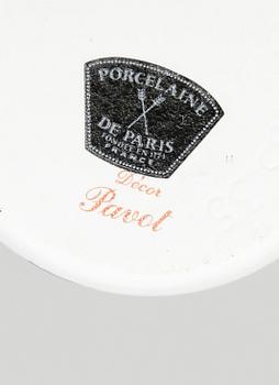 MATSERVIS, 86 delar, porslin, "Décor Chantilly", Limoges, porcelaine de Paris, 1900-talets mitt.