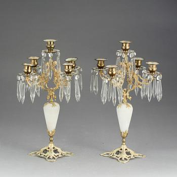 KANDELABRAR, ett par, nyrokoko, 1800-talets slut.