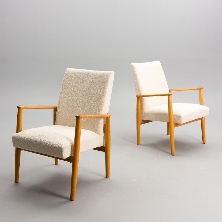 ILMARI TAPIOVAARA, A PAIR OF ARMCHAIRS. Early 1950s.