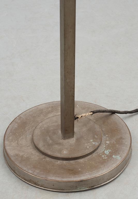 GOLVLAMPA, metall, 1930/40-tal.