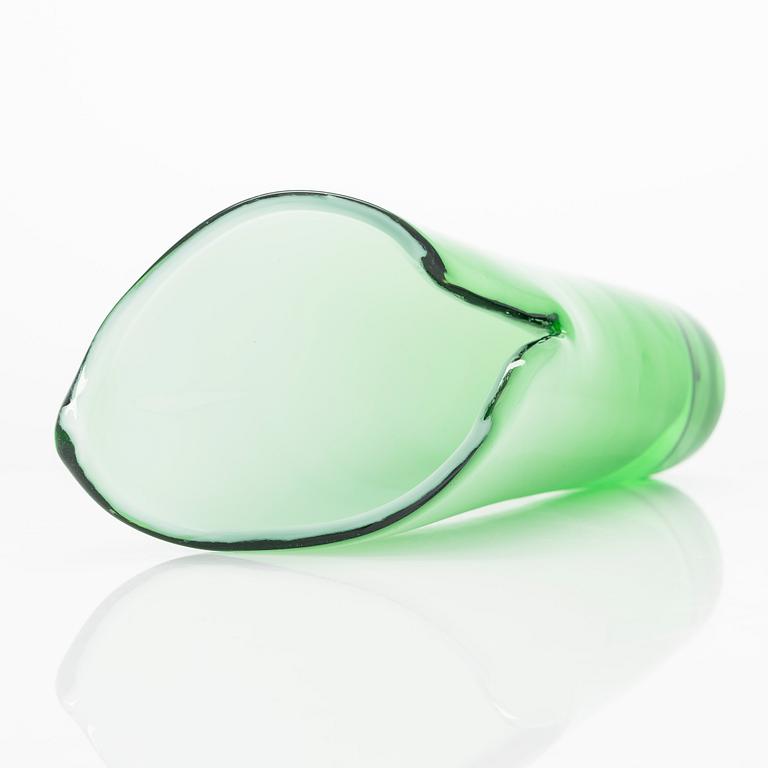 Gunnel Nyman, vas, "Calla", signerad Riihimäen Lasi Oy, Gunnel Nyman.