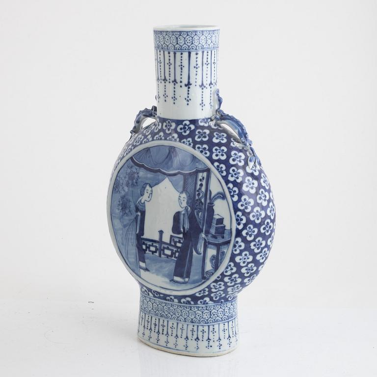 A blue and white moon flask and table lamp/vase, China, 19th/20th century.