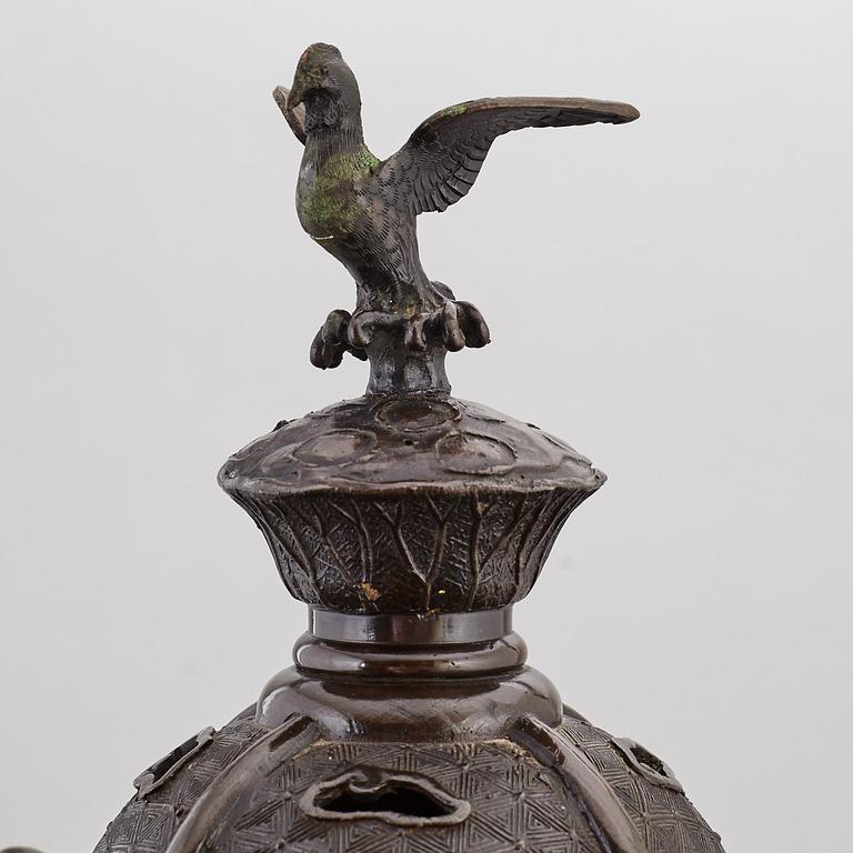 A Japanese bronze incense burner/pagoda, turned into a table lamp, 20th century.