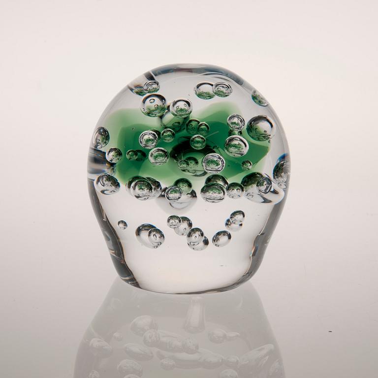 GLASSKULPTUR, signerad  "Kari Alakoski, Iittala 2000".