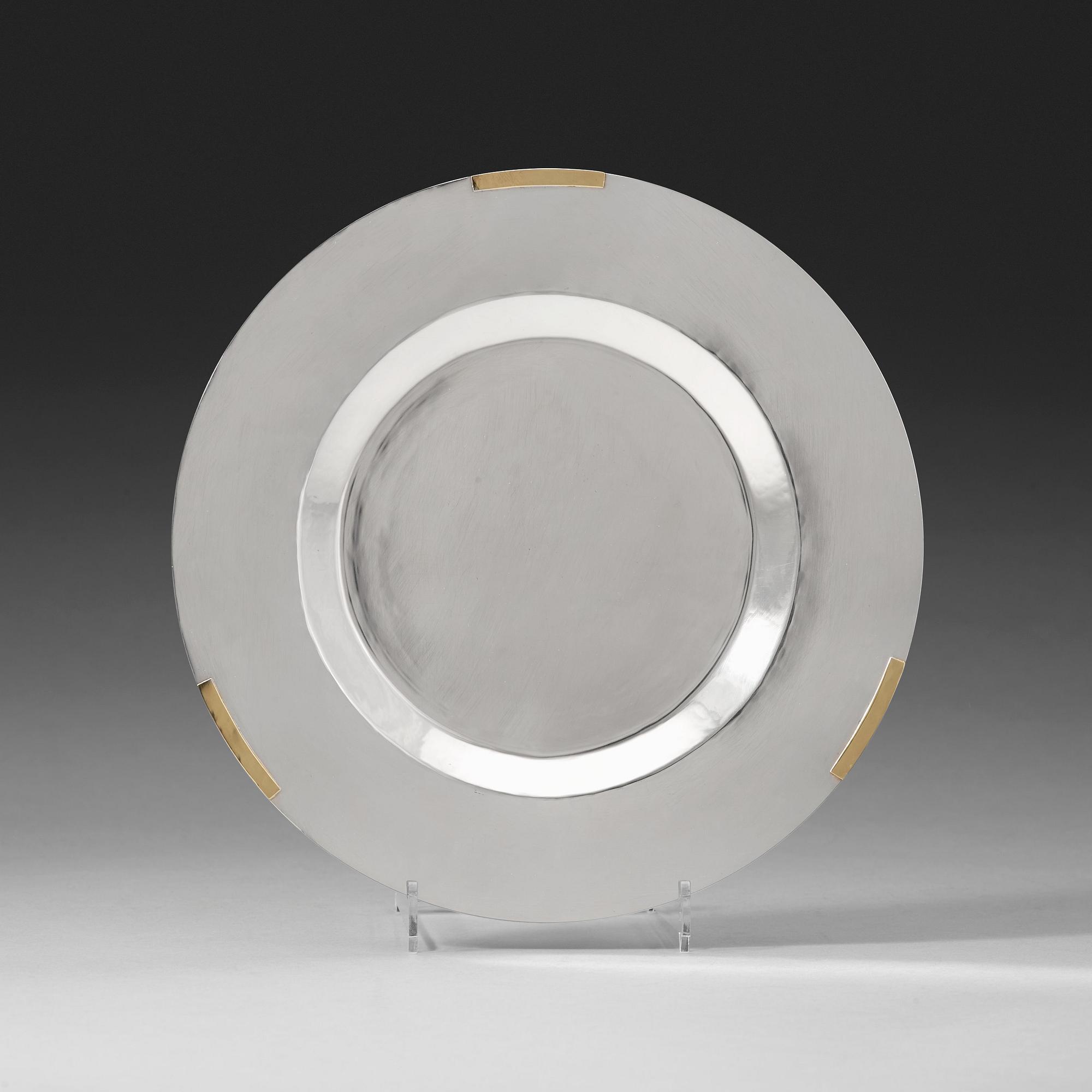 Birger Haglund, a sterling dish, Stockholm 2003.