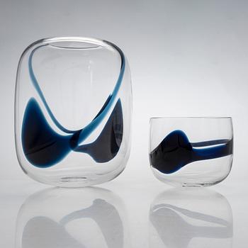 Timo Sarpaneva, a 'Blues' '3041' art object signed -Timo Sarpaneva Iittala 1985 and '3042' bowl unsigned.