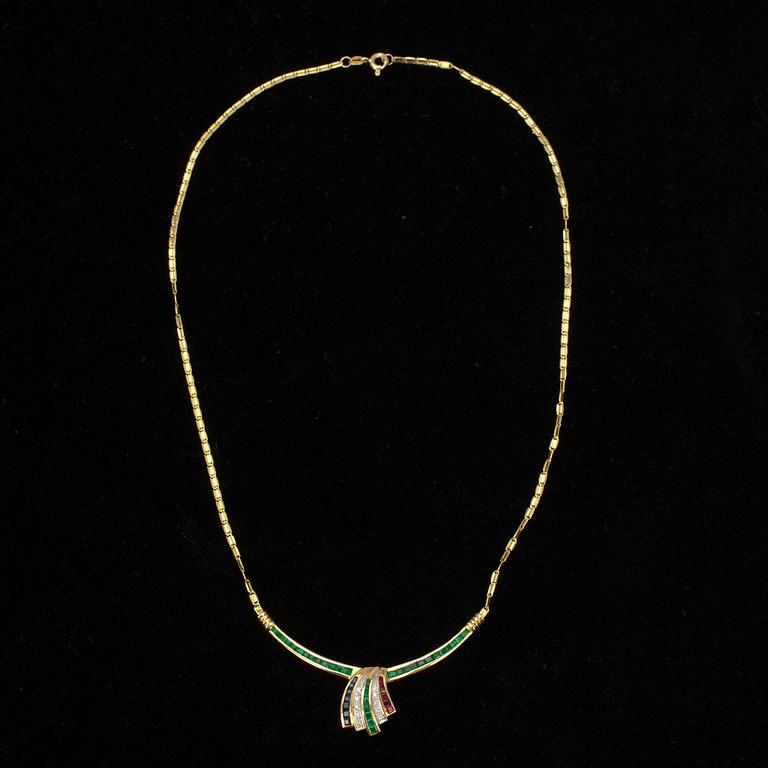 HALSSMYCKE, guld 18K, diamanter, smaragder, rubiner. Vikt 11 g.