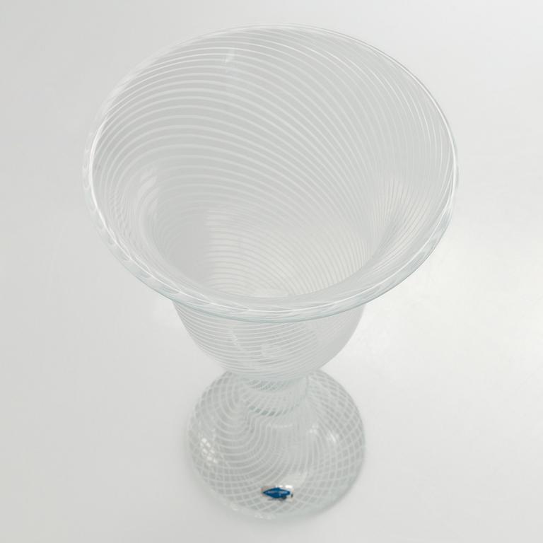 Heikki Orvola, pokal/vas, glas, signerad Heikki Orvola Nuutajärvi Iittala.