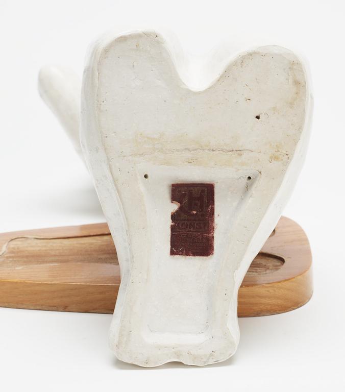 A Harald Salomon stoneware sculpture of a female in the nude, Rörstrand 1944.