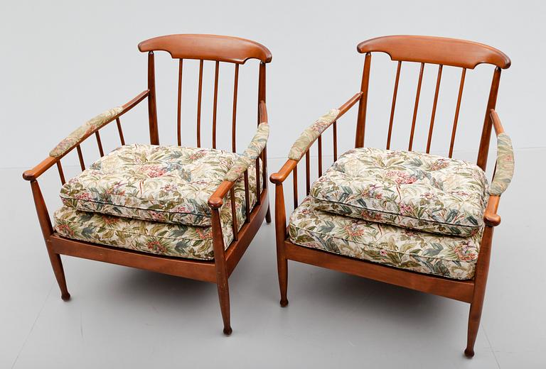 FÅTÖLJER, 1 par, "Skrindan", Kerstin Hörlin-Holmquist.