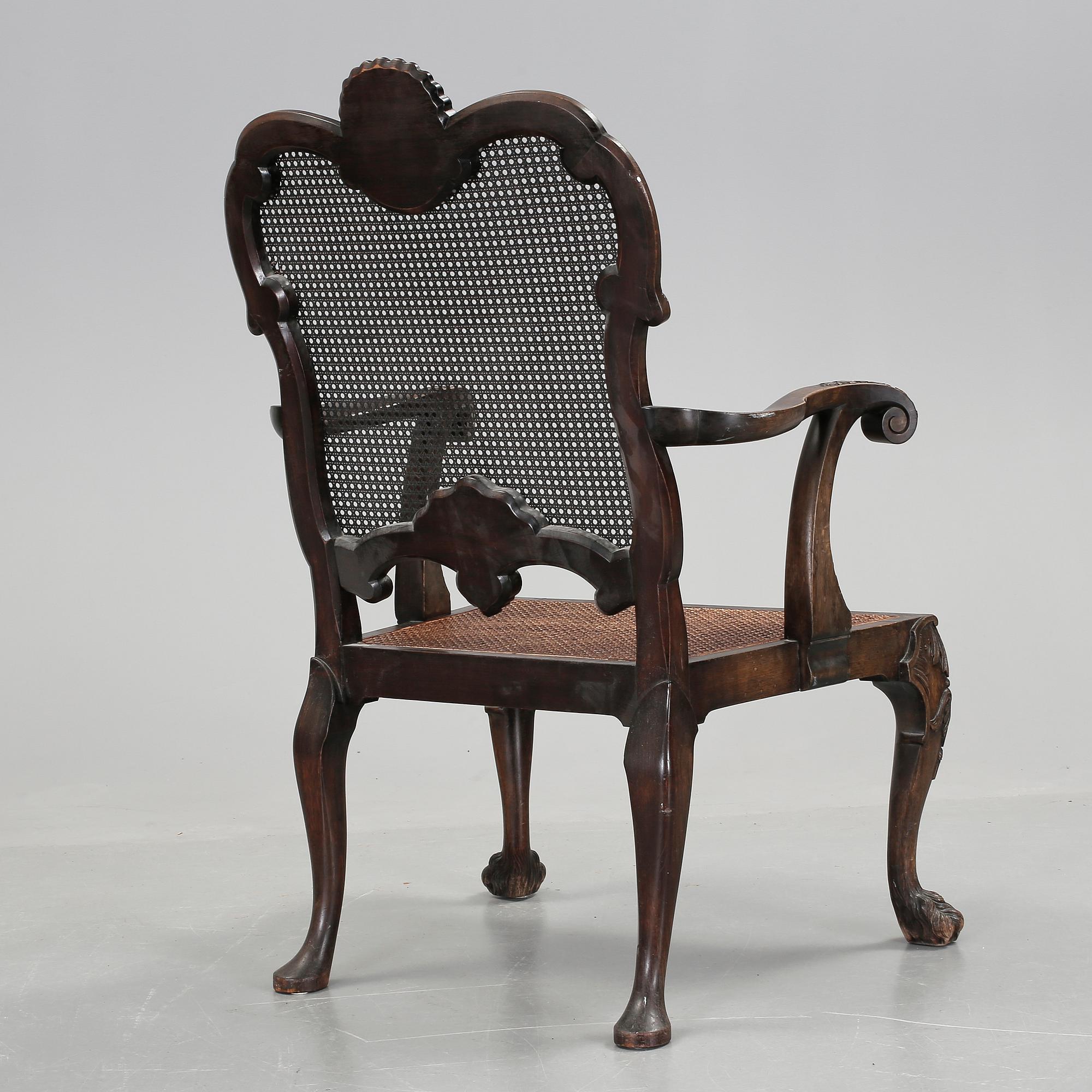 KARMSTOL, rokokostil/barockstil, 1900-talets första hälft.