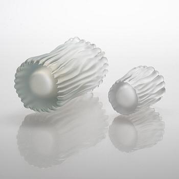 Tapio Wirkkala, två vaser, "Jäkälä "(Renlav), signerad Tapio Wirkkala, Iittala 3515. 1950-64.