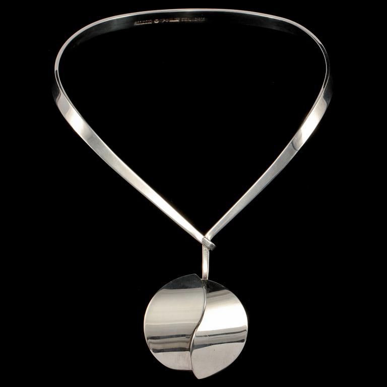 COLLIER, sterlingsilver, Alton, Falköping, 1975. Vikt 63 g.