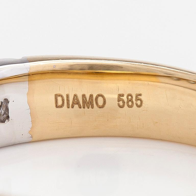 Sormus, 14K kultaa,  briljanttihiottuja timantteja yhteensä noin 0.25 ct.