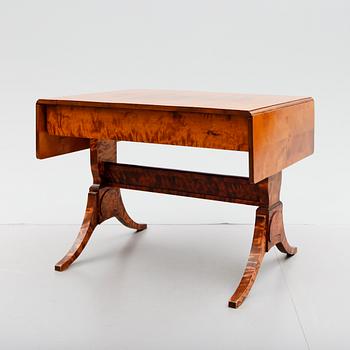 KLAFFBORD, Karl Johansstil, 1900-talets första hälft.