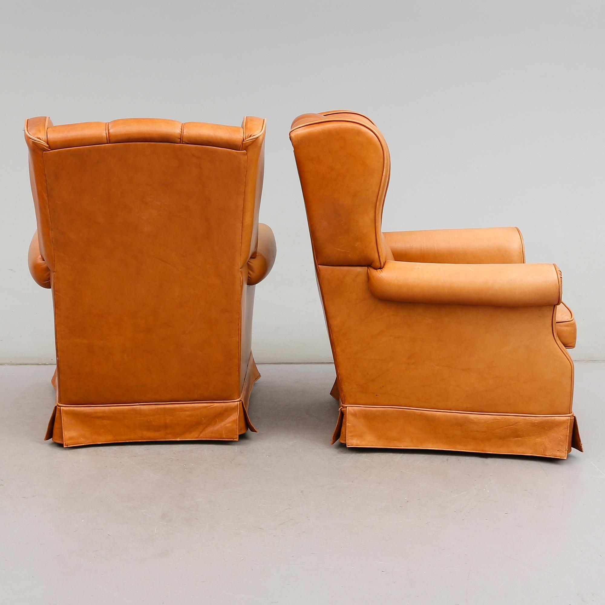 FÅTÖLJER, 1 par, 1900-talets andra hälft.