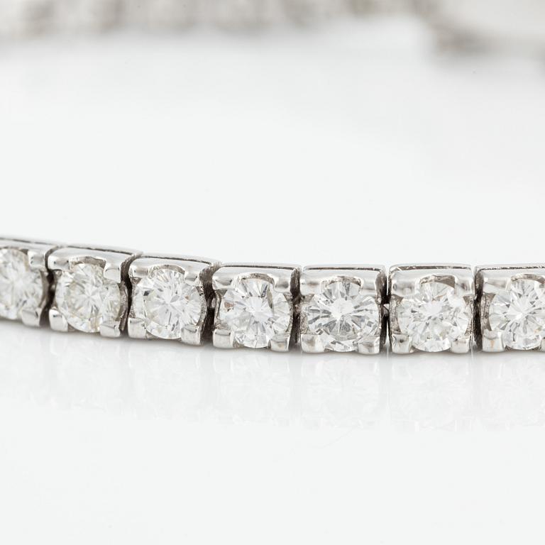 Tennis bracelet, with brilliant-cut diamonds, total approx. 4.80 ct.