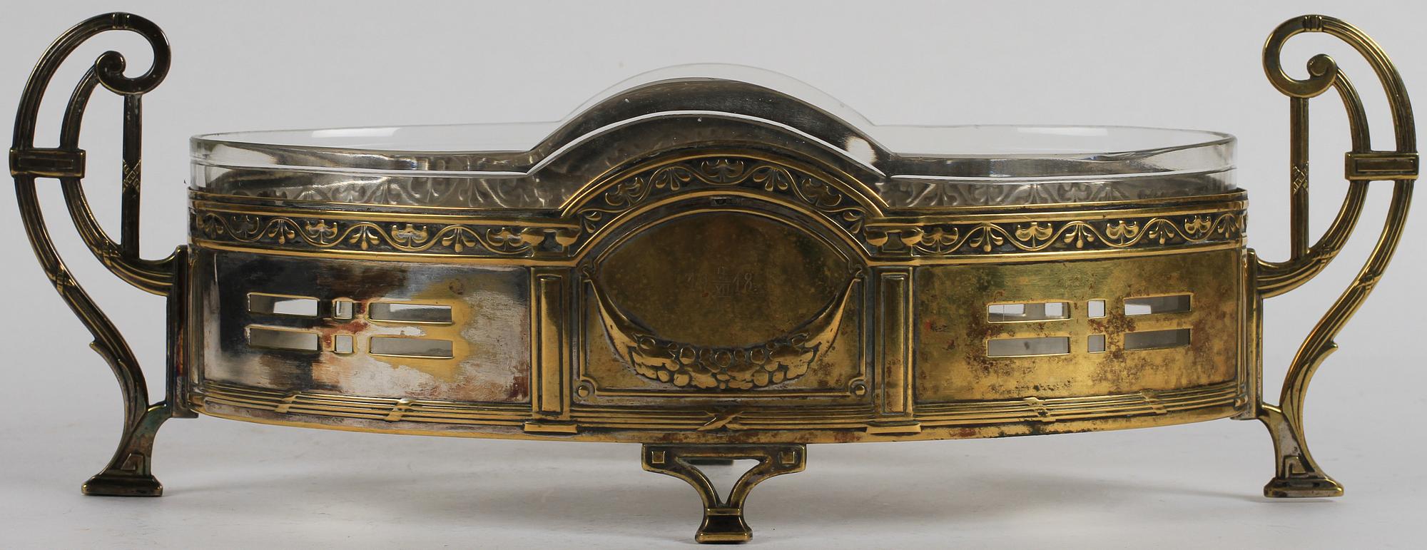 JARDINÄR, nysilver och glas, 1900-talets början.