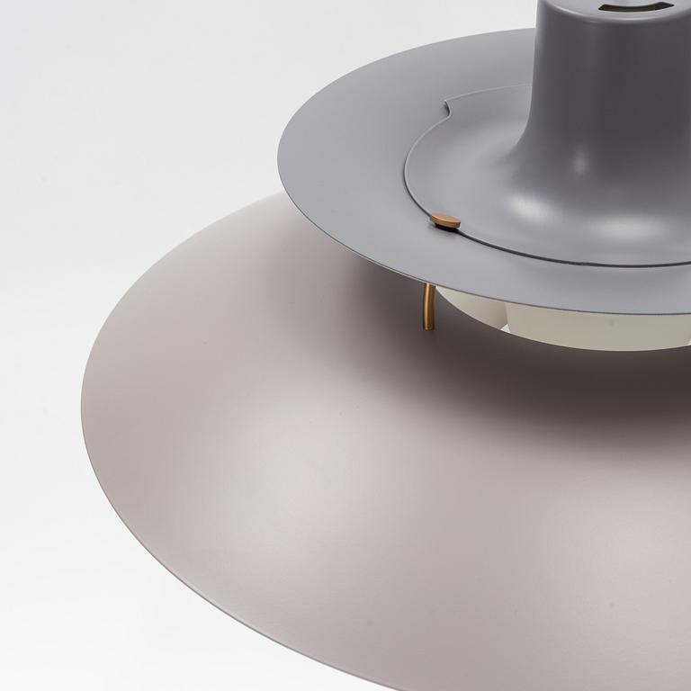 Poul Henningsen, taklampa, "PH5", Louis Poulsen, Danmark.