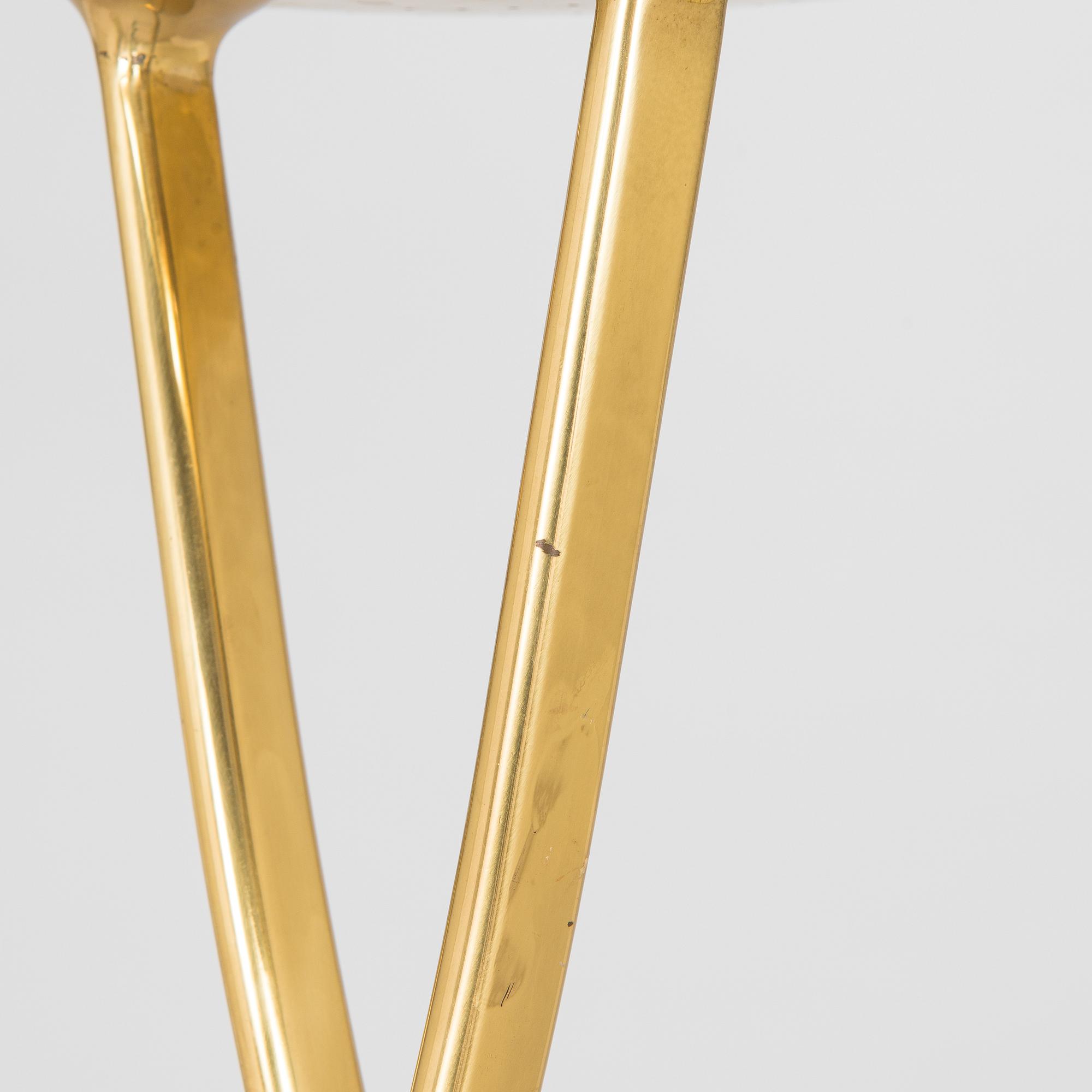 Paavo Tynell, A mid-20th century floor lamp model 9640, Taito Oy, Finland.