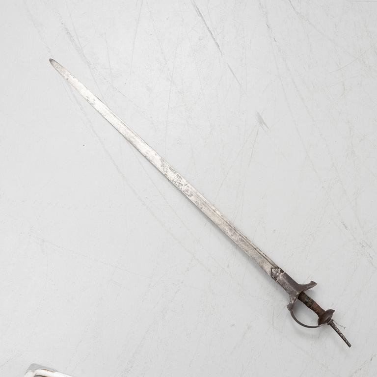 An Indian Khanda style sword, 19th / 20th Century.