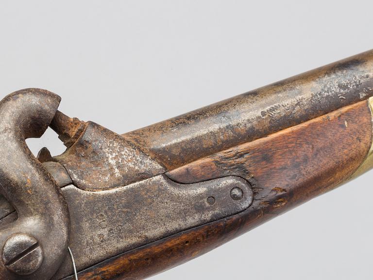 STUDSARPISTOL, för kavalleriet, m/1850, kontrollstämplad 1852, slagslås.