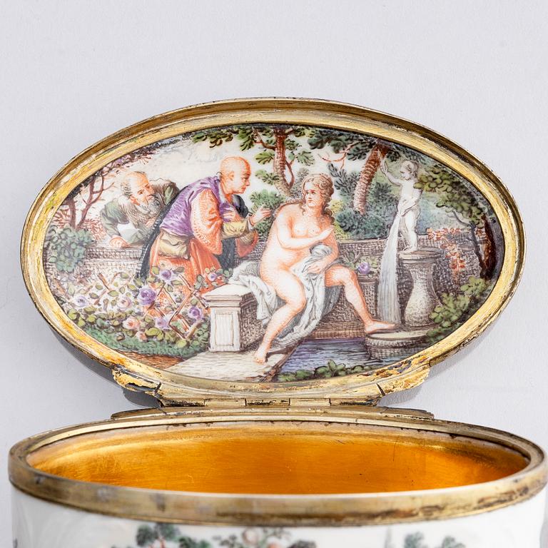 Box, porcelain, Meissen style, probably Germany 19th century.
