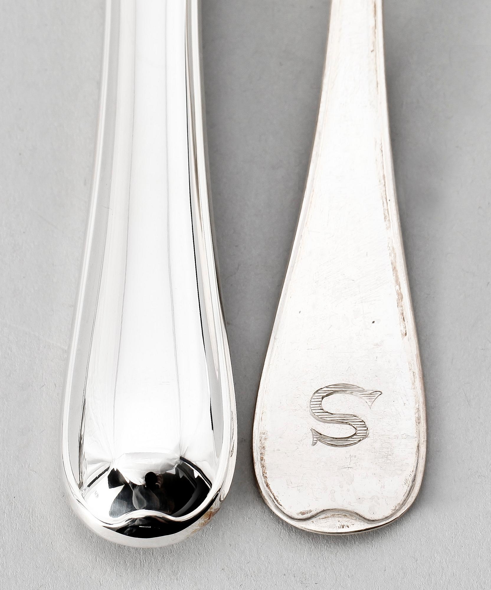 BESTICKSERVIS, 36 delar, silver, "Svensk rund", DA, Stockholm 1921 resp GAB, 1998. Totalvikt ca 2000 gram.