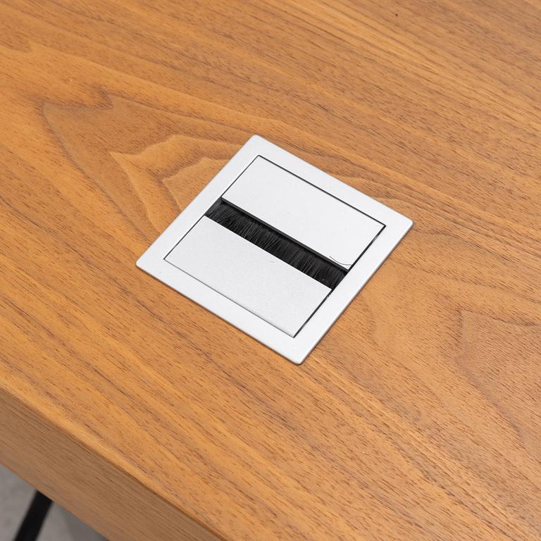 Hans Wegner, desk, model CH-110 "Director's Desk", Carl Hansen & Son, Denmark.